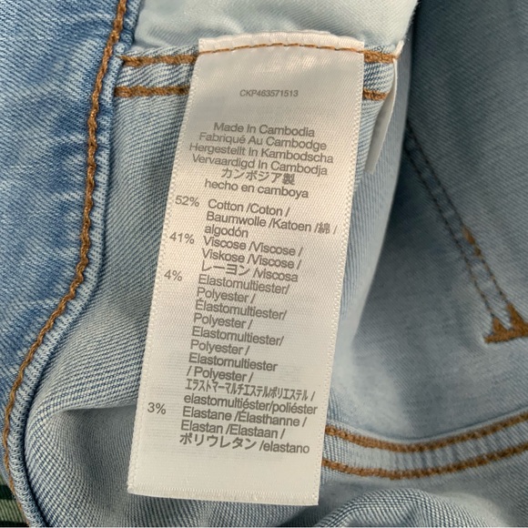 Madewell 10” High-Rise Skinny Crop Raw Hem. Style# NI913. Size 31. Light Wash. - Picture 10 of 11